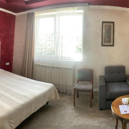 Hotel Maruna Sevan Eksteriør bilde