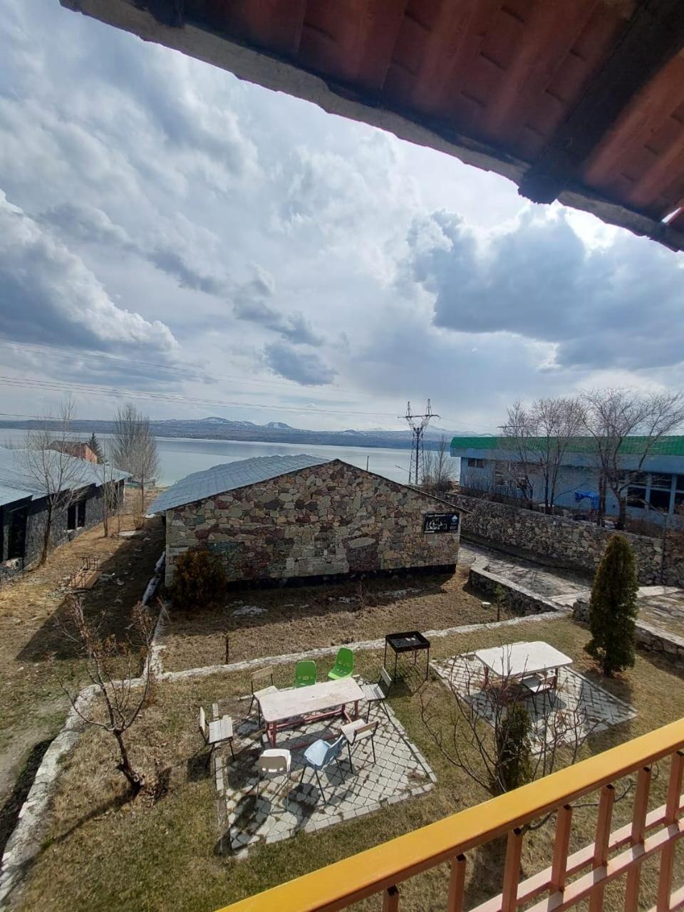 Hotel Maruna Sevan Eksteriør bilde